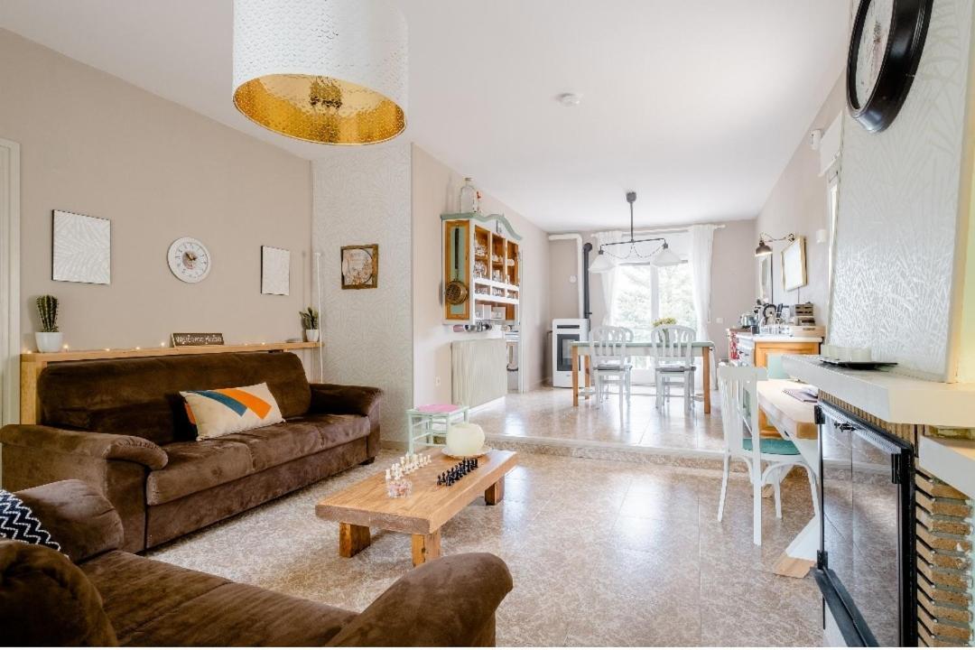 B&B El Solsones - Olius El Pi de Sant Just Eksteriør billede